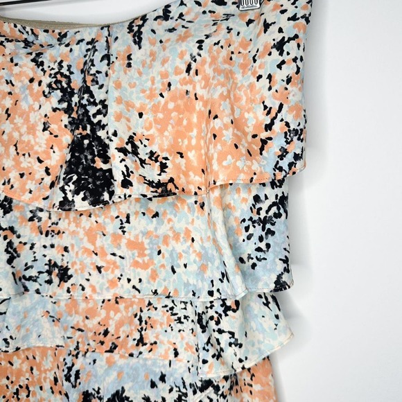 BCBGMaxAzria Layered Ruffle Mini Dress Double Lined Strapless Size 2 MSR… - Picture 4 of 12